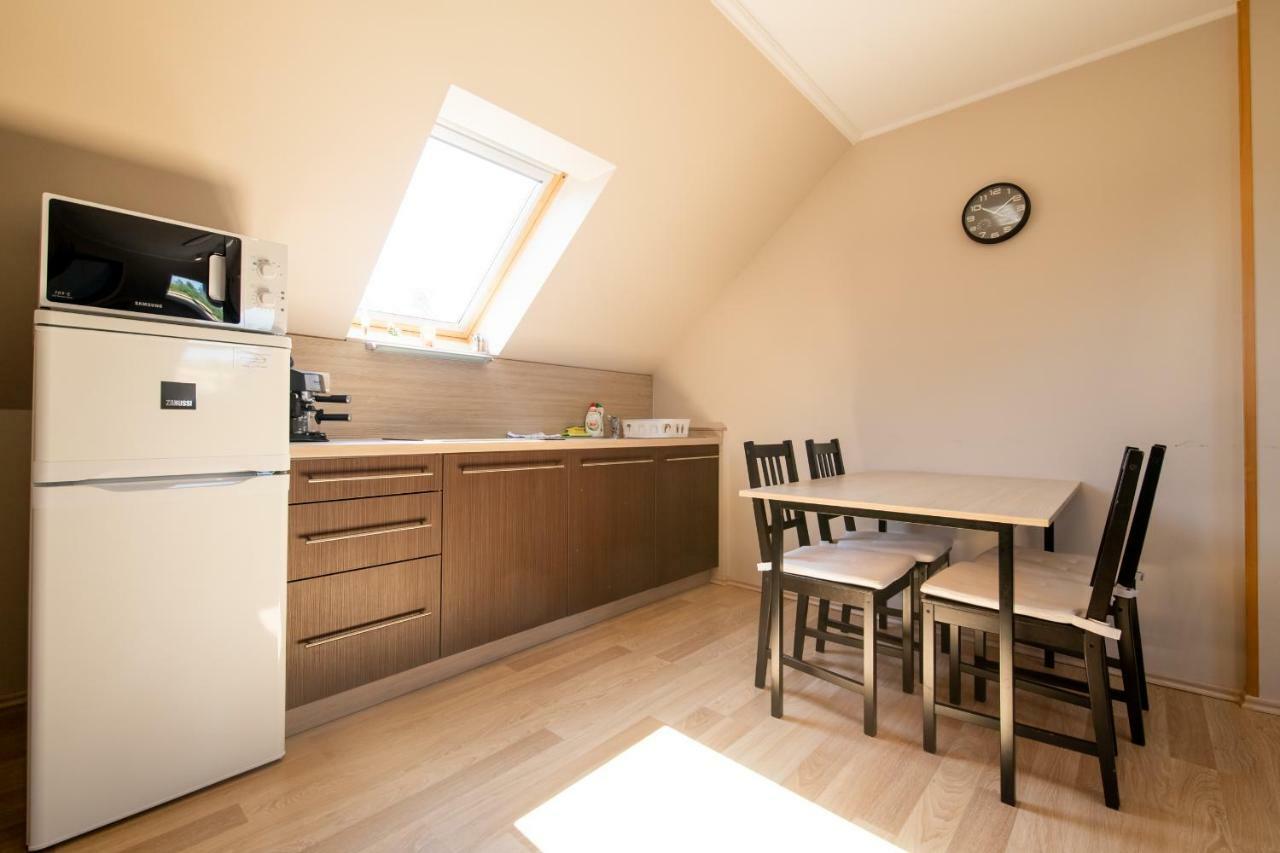 Dunazug Apartmanhaz โดเมิช ภายนอก รูปภาพ